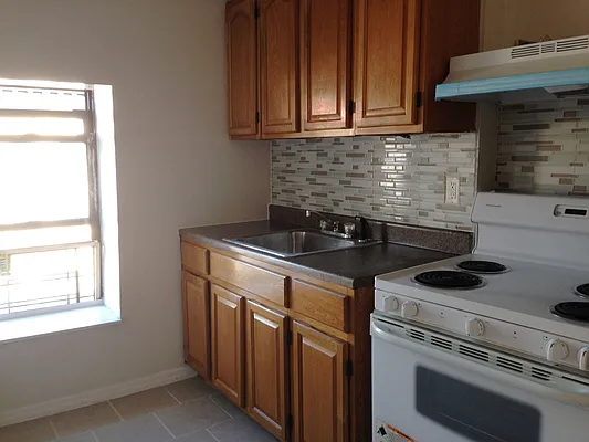 Rented by Corcoran | media 19