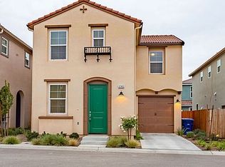 3745 Magnificent Way, Clovis, CA 93619