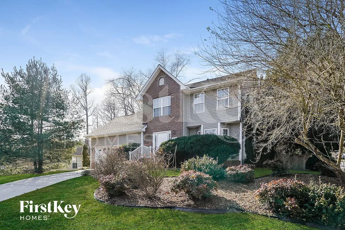 Building Photo - 3211 Bardwell Rd