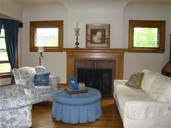 3rd image of 1526 Arthur Ave