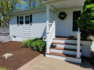 1718 NW Catawba Rd, Port Clinton, OH 43452