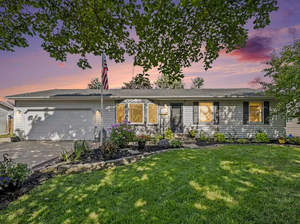 303 Anderson Dr, Wayland, MI 49348