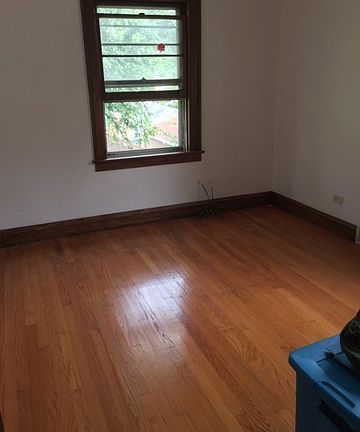 5th image of 14320 S Clark St