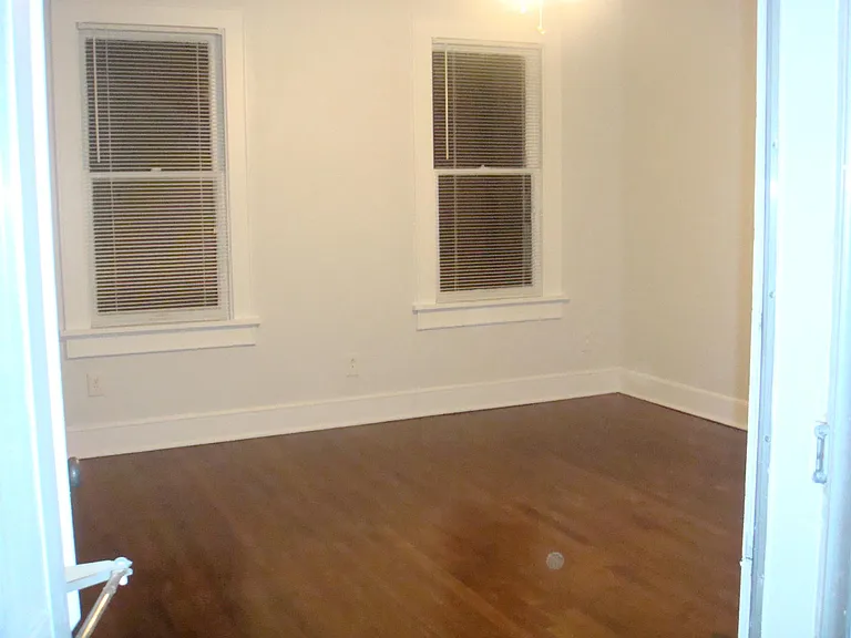 3210 Wabash Ave — Photo 6