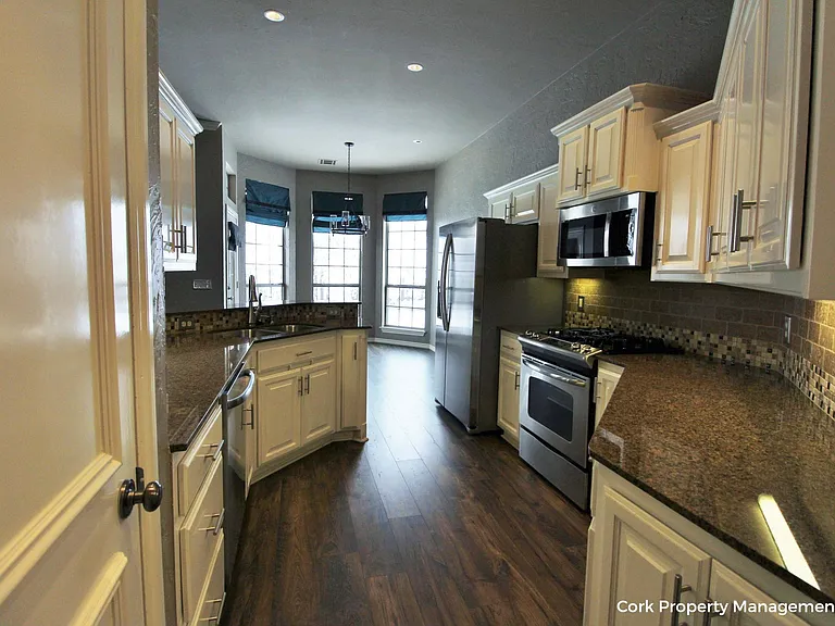 2808 Stonebrook Rd — Photo 15