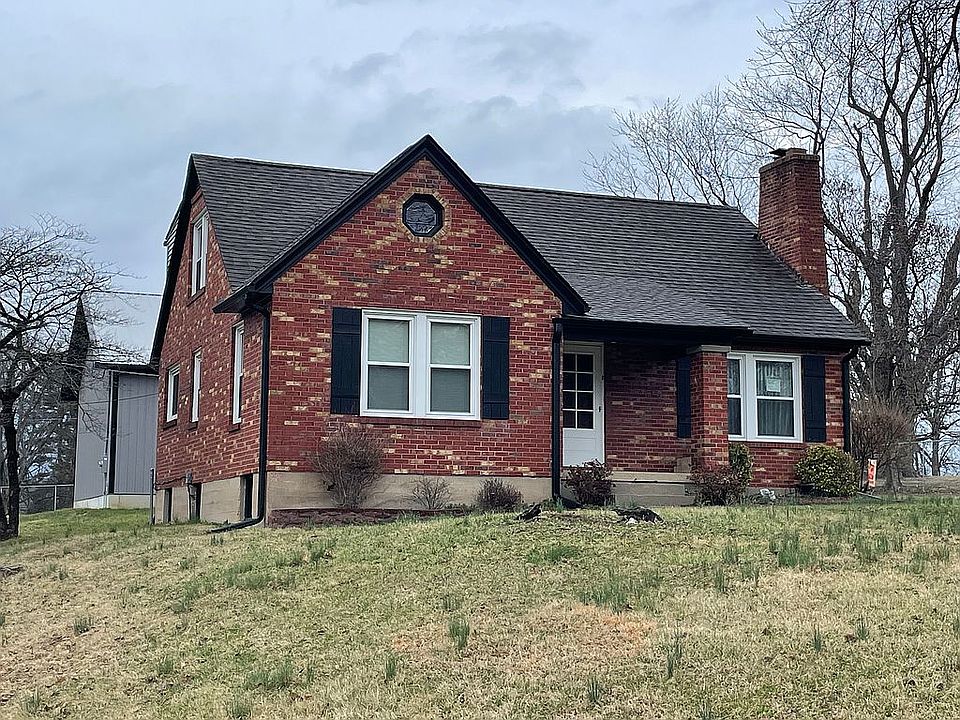 2nd image of 2740 Adeline Ave