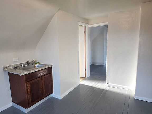 3rd image of 3419 E 125th St #3