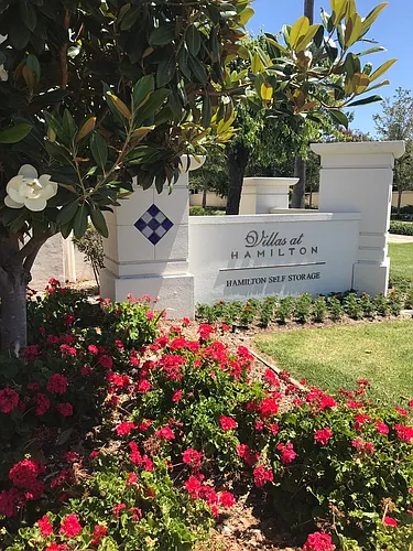 420 S Palm Dr Photo 1
