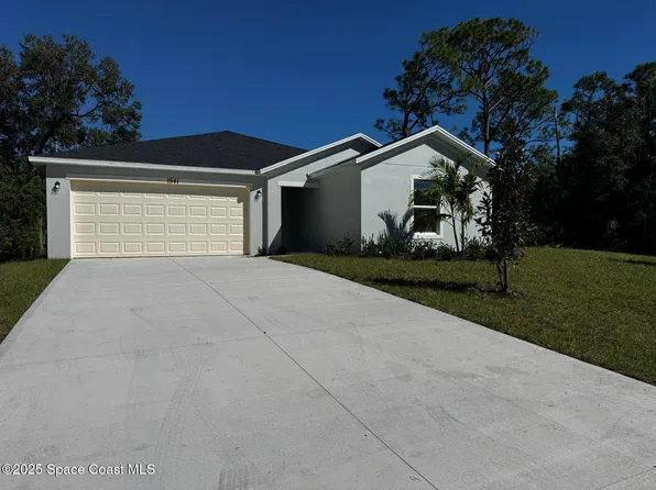 1541 Newport St SE, Palm Bay, FL 32909