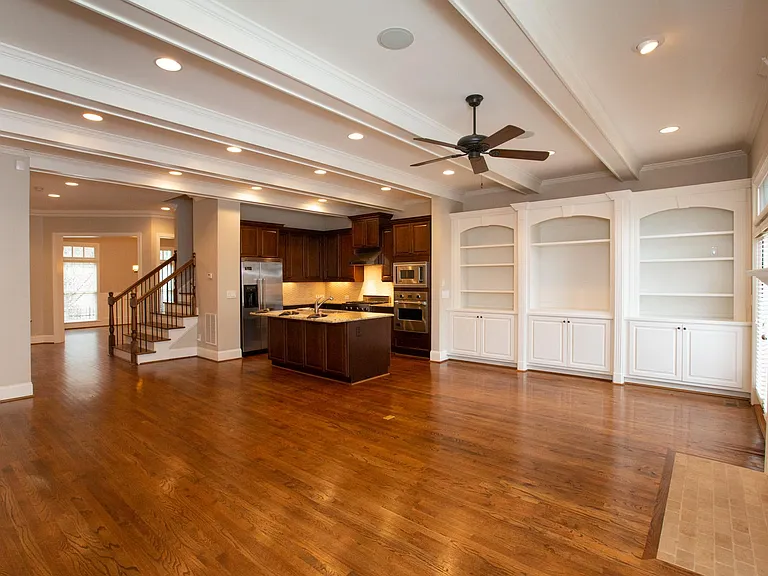 653 Lockton Pl — Photo 8