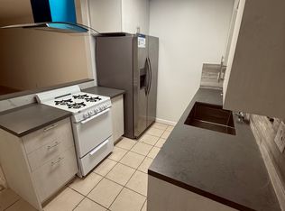 10009 Sepulveda Blvd APT B, Mission Hills, CA 91345