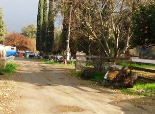 82 N Piedra Rd, Sanger, CA 93657