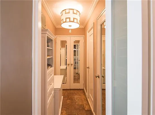 Sold by (Legacy) Elegran | media 9