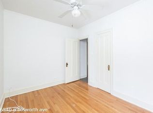 6540 N Bosworth Ave #1728, Chicago, IL 60626