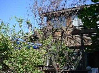 6219 Anvil Rd, Crystal Lake, IL 60012