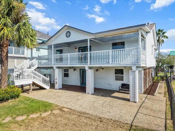 1172 Sailfish St, Bayou Vista, TX 77563