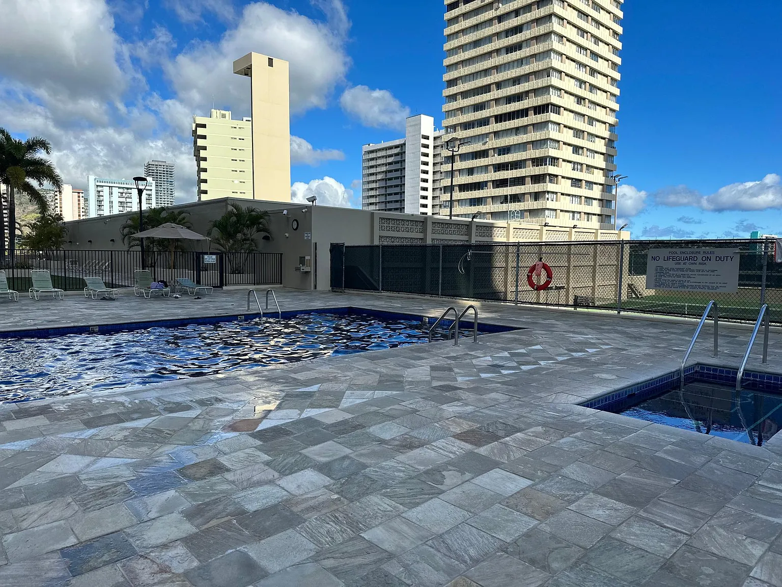 2499 Kapiolani Blvd — Photo 2
