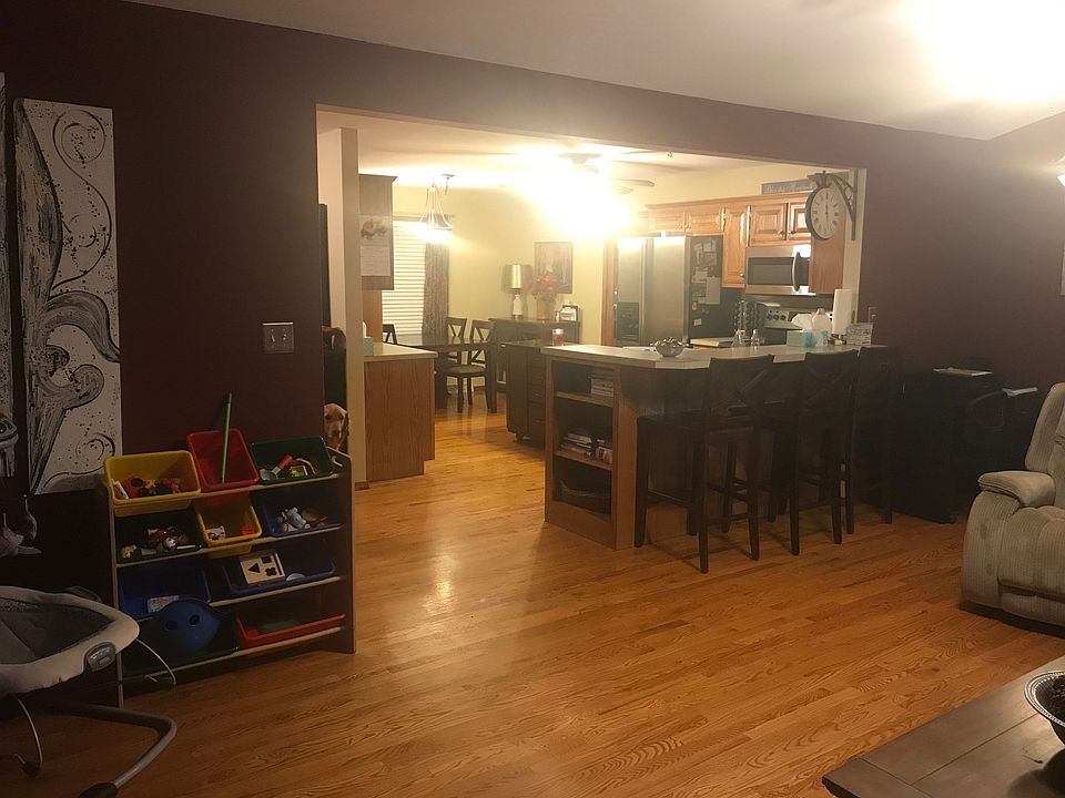 1st image of 644 Troy Dr