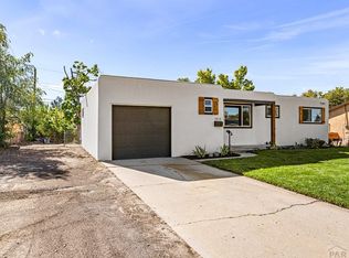 1814 Lark Bunting Ln, Pueblo, CO 81001