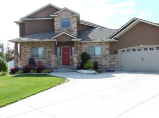 732 Bradford Ln, Idaho Falls, ID 83404