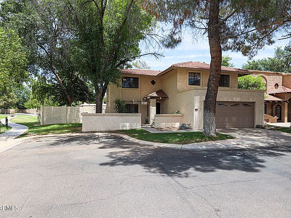 2nd image of 360 E Pinon Way