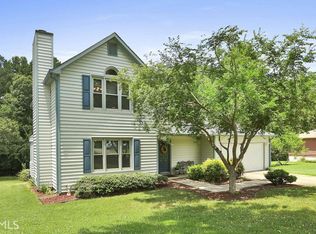 140 Drennan Dr, Fayetteville, GA 30215