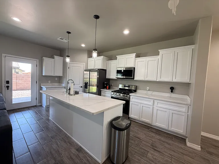4069 W Camille Pl — Photo 7