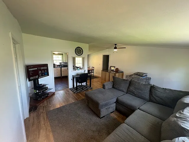 3369 W County Road 450 N — Photo 8
