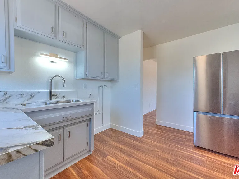 8468 Halldale Ave — Photo 17