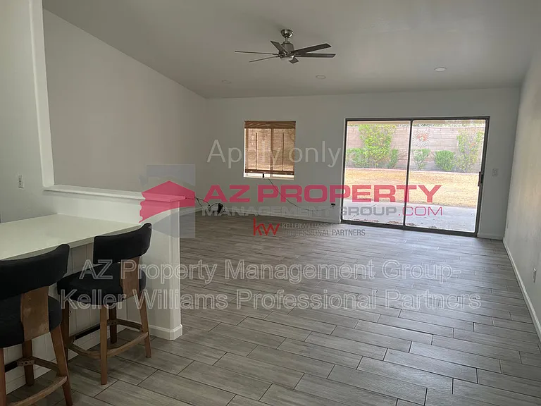 2447 S 80th Ln — Photo 3