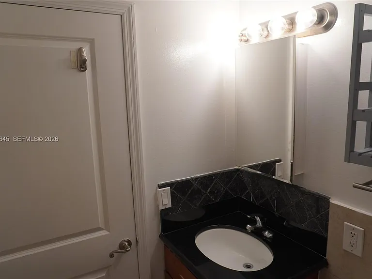 2880 Pine Tree Dr #2 — Photo 15