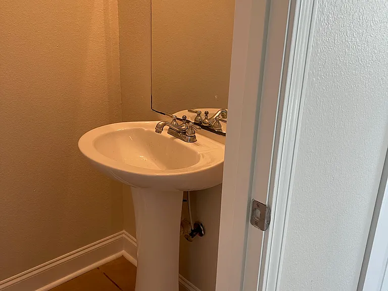 1248 Susan Way — Photo 12