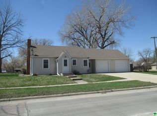 326 Washington Ave, Sheldon, IA 51201