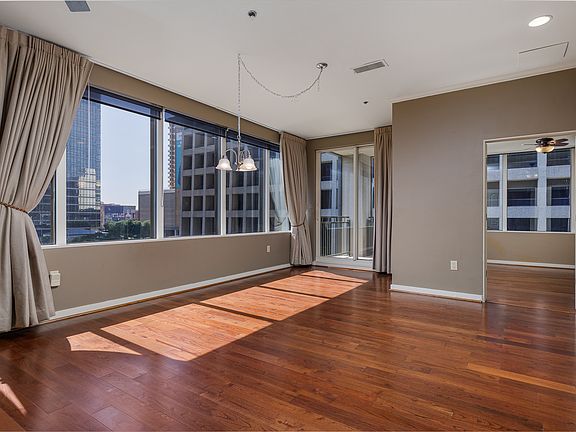 3rd image of 1200 Main St APT 306