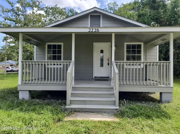 2226 26th St, Pascagoula, MS 39581