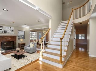 85 Colonial Dr, Shrewsbury, MA 01545