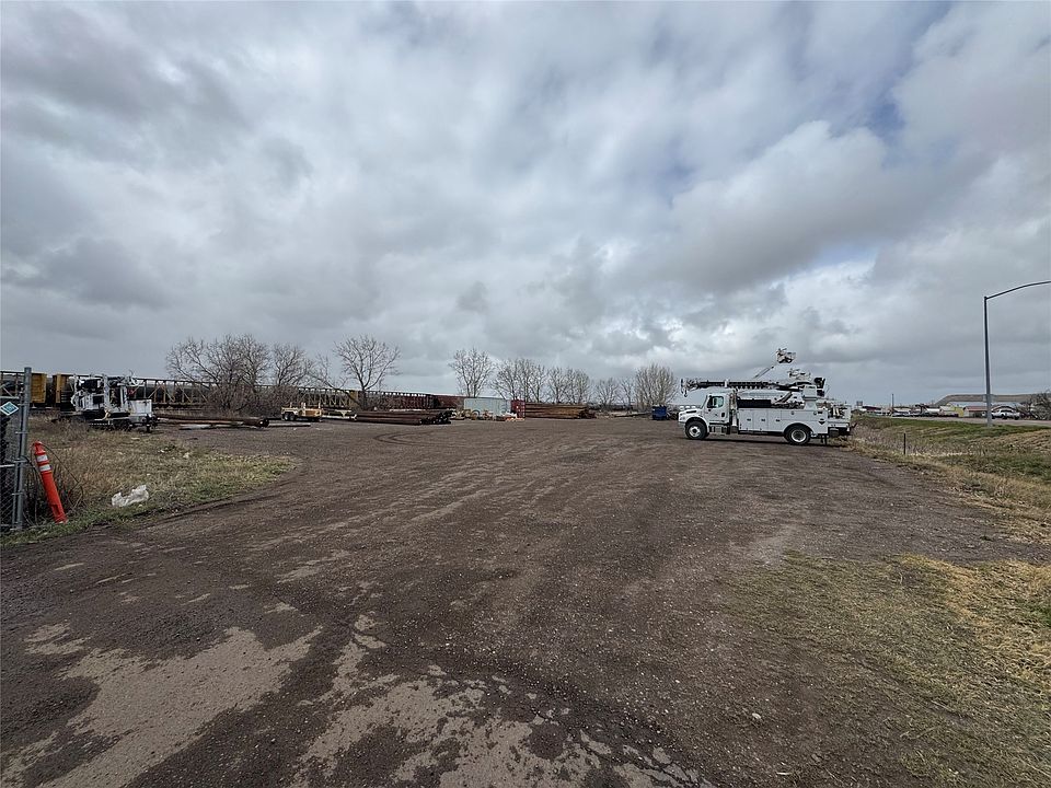 2nd image of Vaughn Rd
