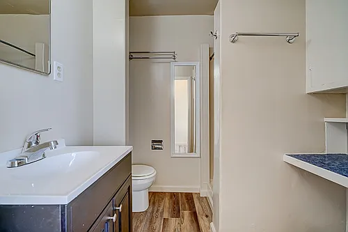 379 Chestnut St — Photo 10