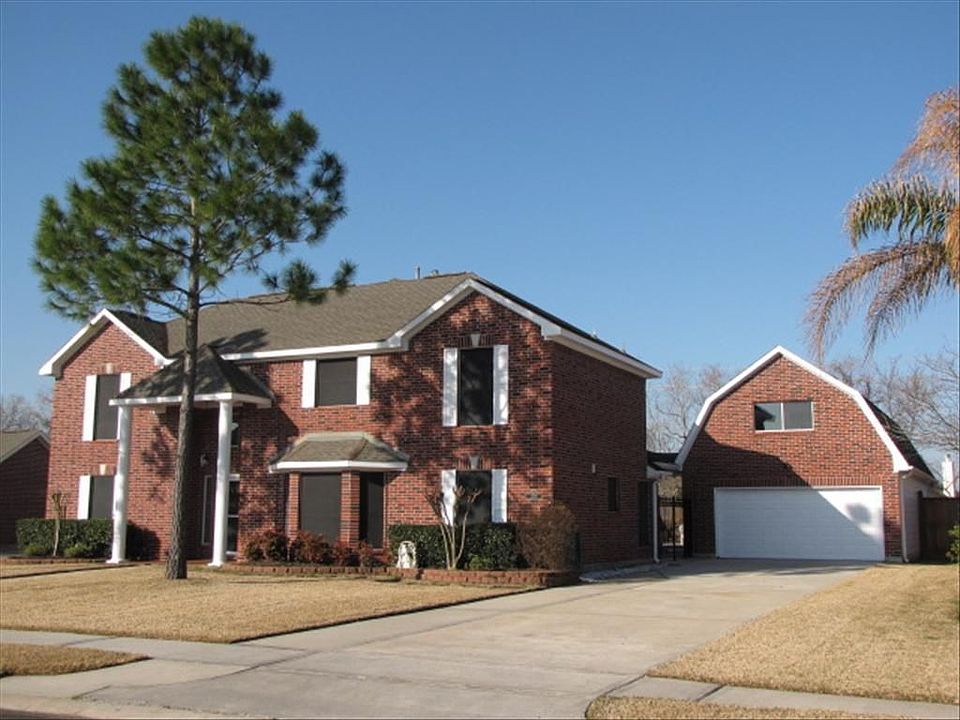 1st image of 203 Meadow Gate Dr
