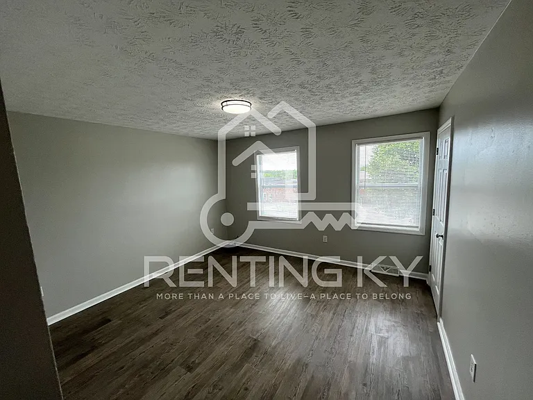 1639 Foxhaven Dr — Photo 9