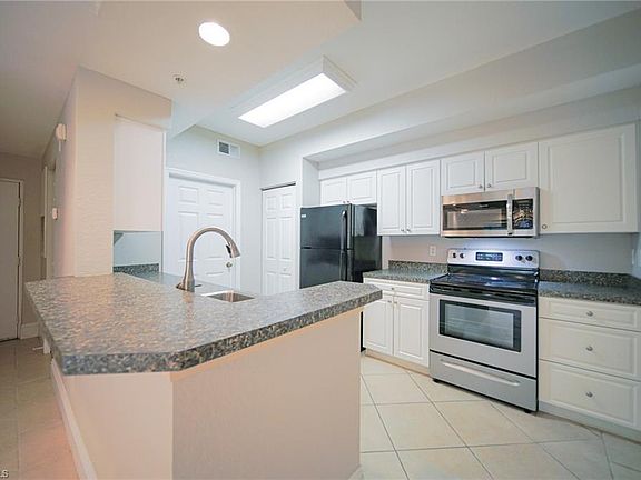 3rd image of 4680 Saint Croix Ln APT 512