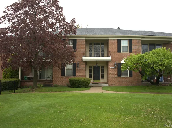 29640 Middlebelt Rd Unit 2603, Farmington, MI 48334