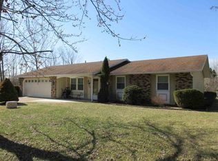 9193 N Hillview Cir, Rome City, IN 46784