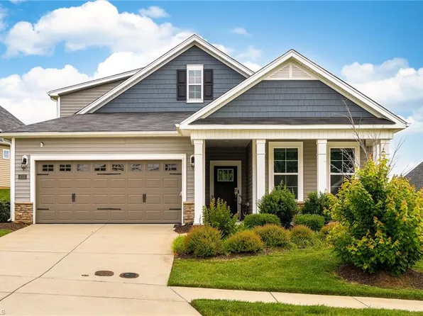 4225 Limestone Ct, Clemmons, NC 27102
