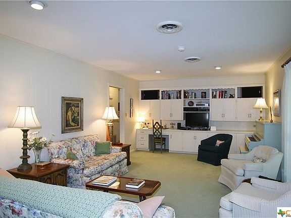 4th image of 2504 Bon Aire Ave