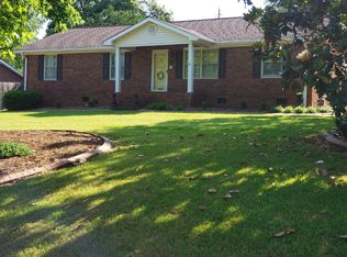 904 Vannessa Dr, Boiling Springs, SC 29316