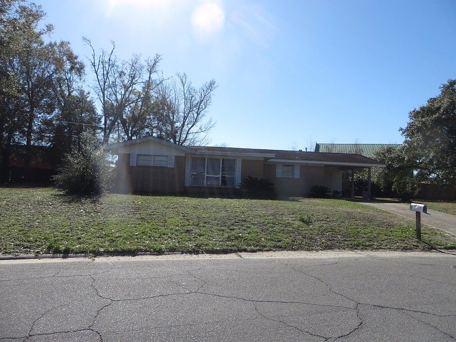 1st image of 2447 Randall Dr