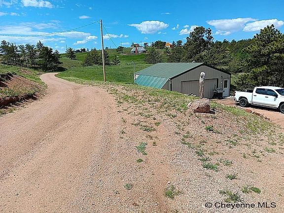 3rd image of 1017 Trails End Dr