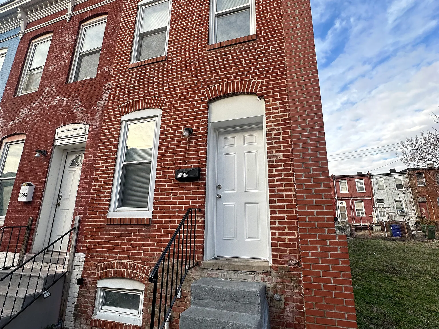 2 bed, 1.5 bath, $1,700 — Photo 1