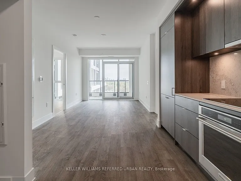 858 Dupont St #702 — Photo 3